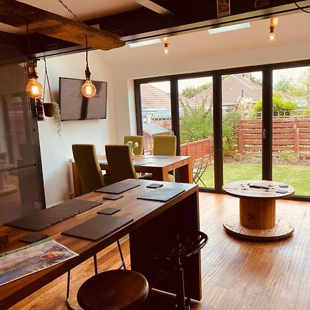 Scalby  Lovely Semi-Beach 2X Pubs -5 Min Walk-Pets Welcome-Parking-Garden מראה חיצוני תמונה